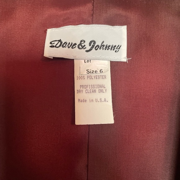 Green blazer with beads, orchestra tail, rushing. Vintage size 8. Fits 2 - Picture 4 of 6